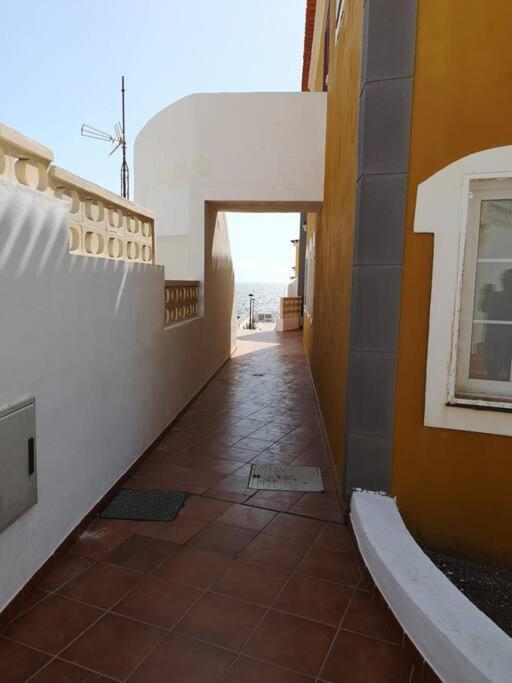 Apartment Am Meer Mit Pool Santa Cruz de Tenerife Eksteriør billede
